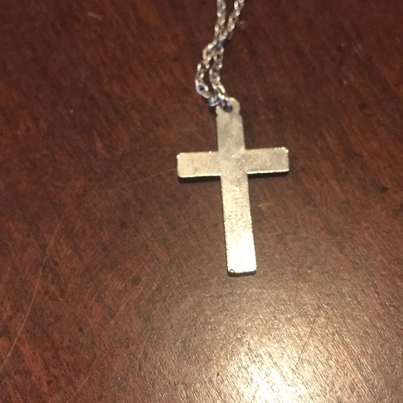 Vintage Lightweight Silvertone Gemstone Cross Necklace - Picture 3 of 7